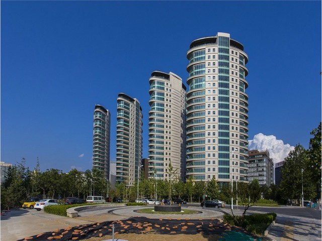 电动三通氩气减压阀